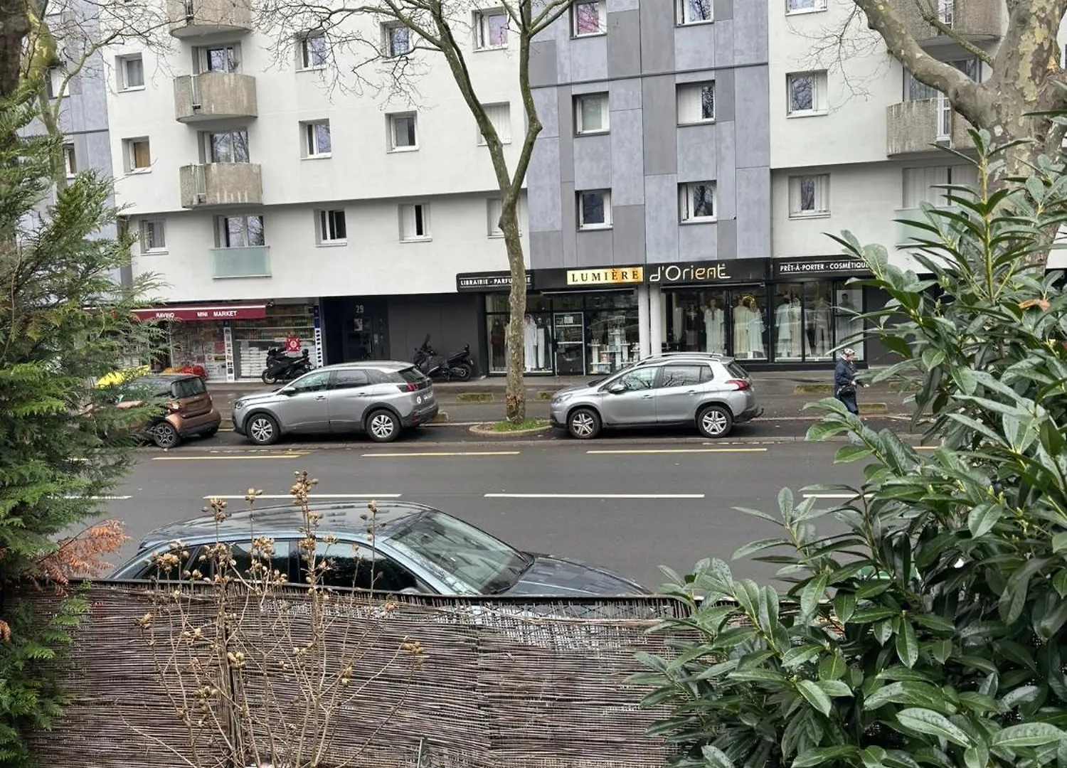 Pavillon Tawfik 1 A 4 Personnes Chez L'Habitant Bagneux  0*, Bagneux (Hauts-de-Seine) France